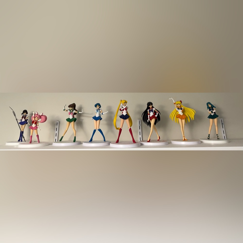 Sailor moon figures